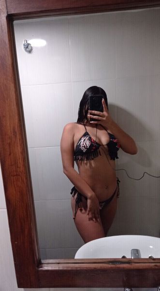 hola soy valeria tengo 18 muy divertida 

soy una chica muy linda me gusta hacer bien mi trabajo y por eso no tendra quejas de mi